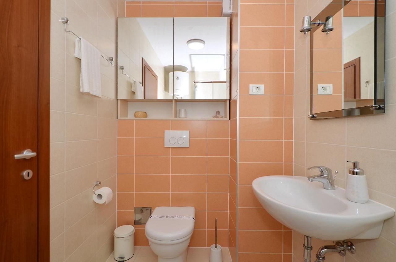 Apartment Luka Split Eksteriør billede